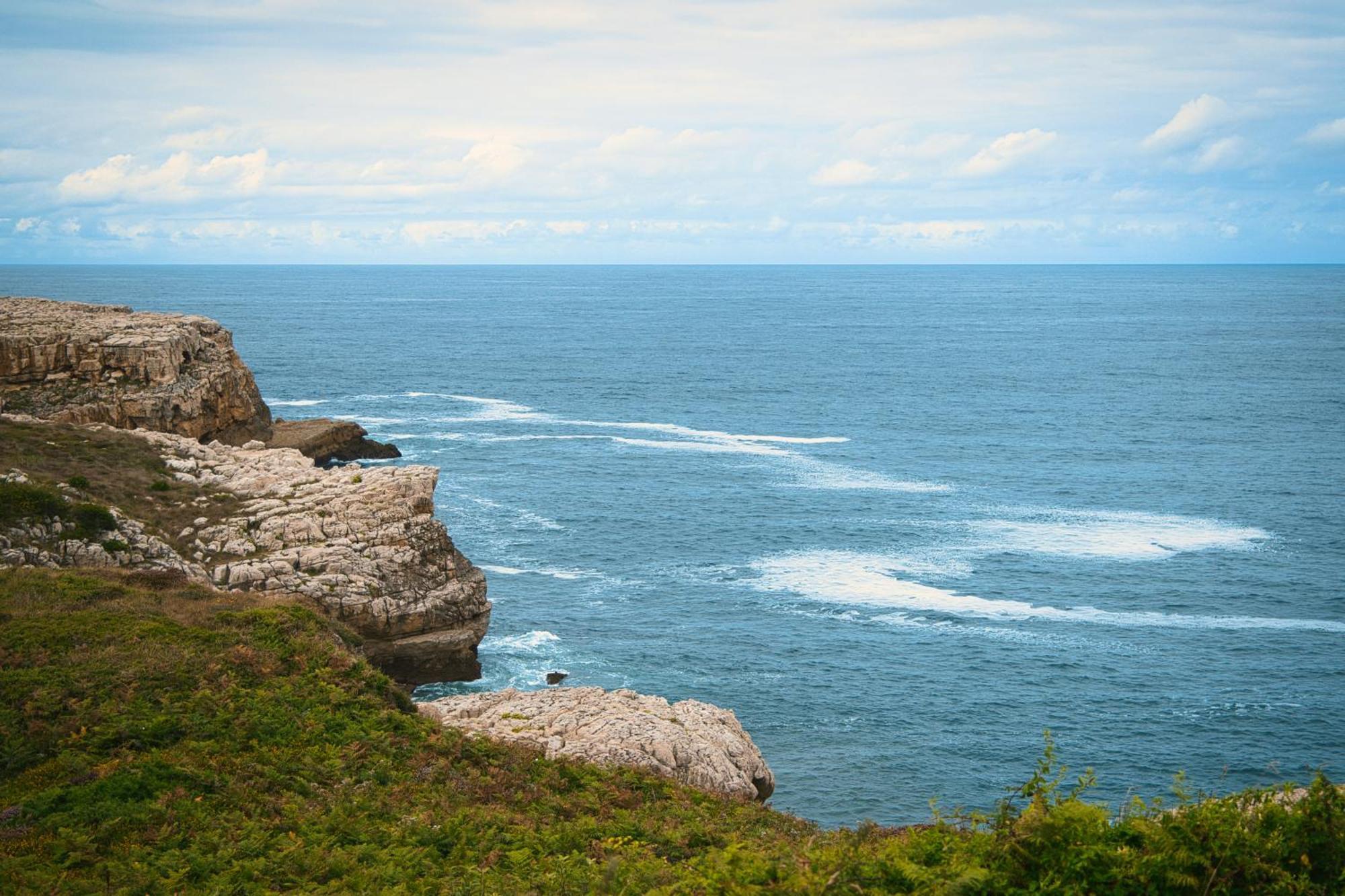 Playa De Los Locos Con Garaje Recien Reformado!! Suances Bagian luar foto
